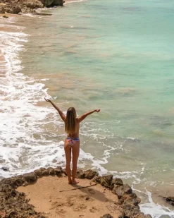 Abby Bottom - ESCAPE