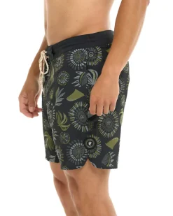 Finneus Short - BLACK